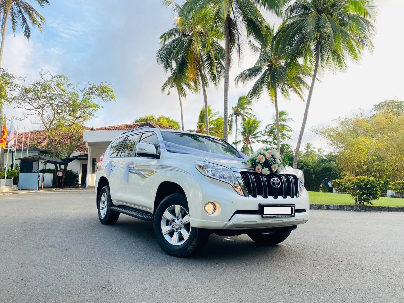 luxury-wedding-car-sri-lanka-14